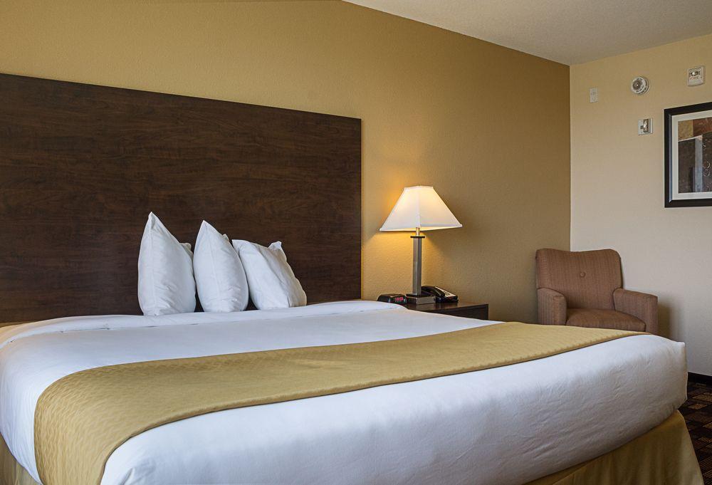 Quality Inn & Suites مينوت، داكوتا الشمالية المظهر الخارجي الصورة