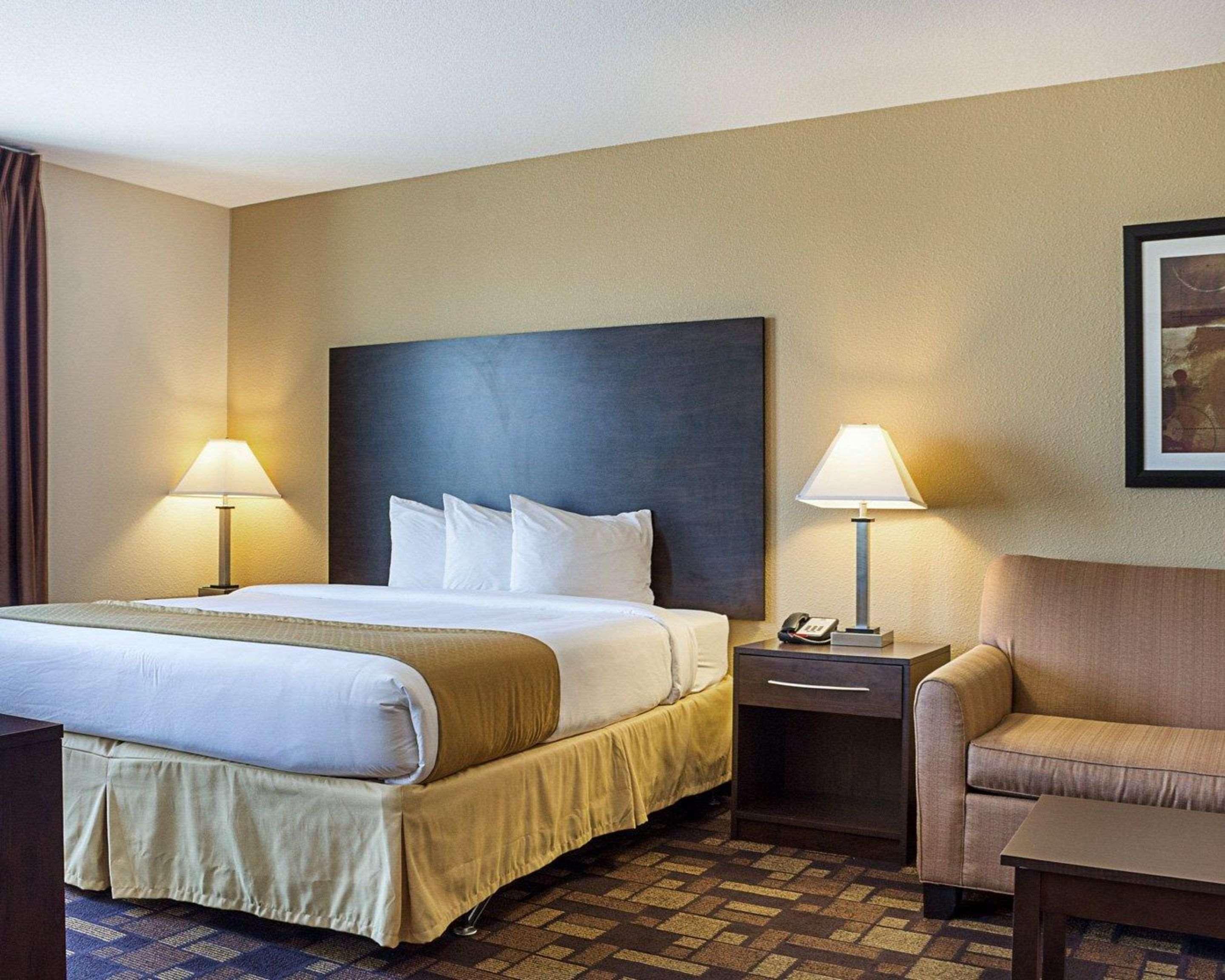 Quality Inn & Suites مينوت، داكوتا الشمالية المظهر الخارجي الصورة