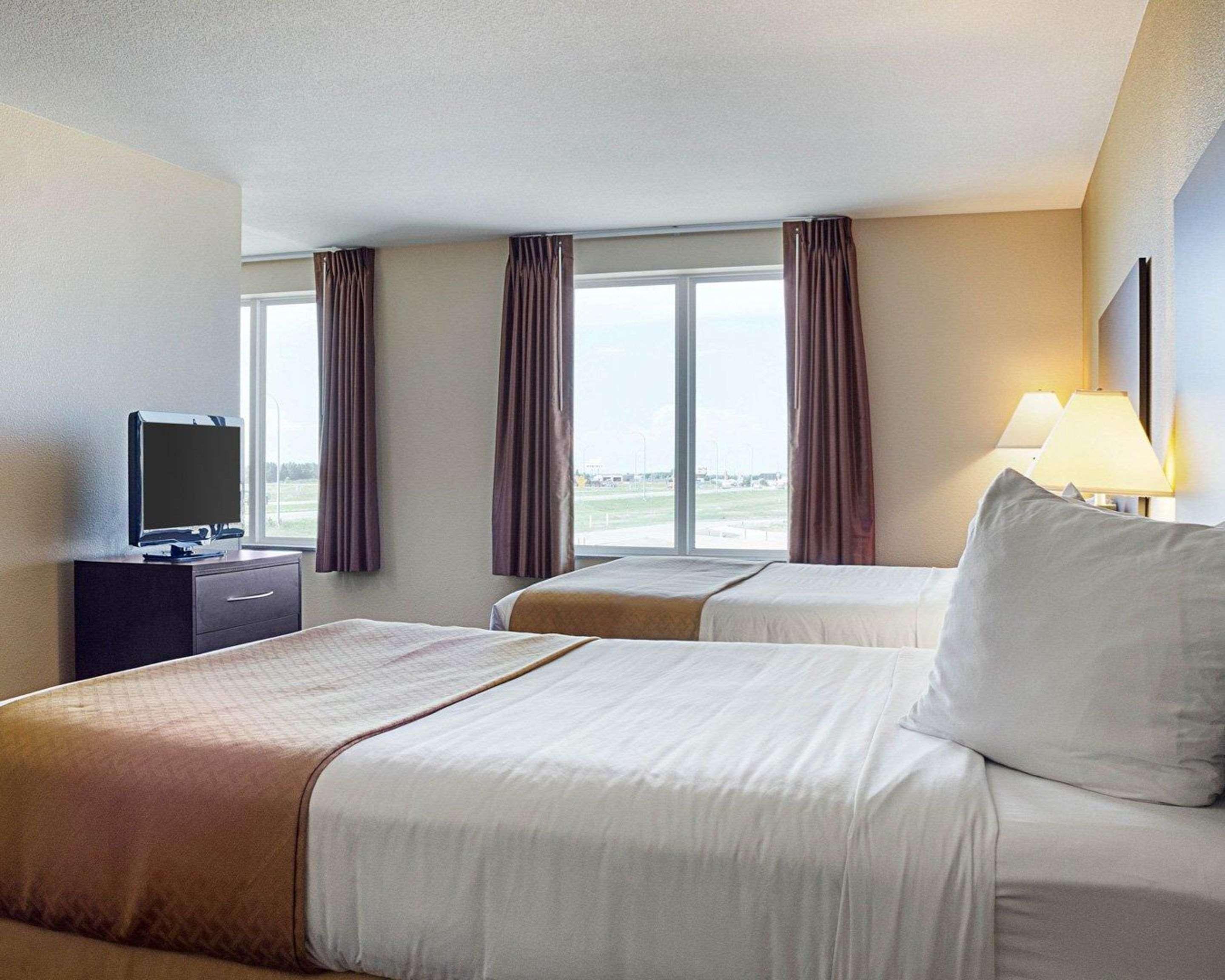Quality Inn & Suites مينوت، داكوتا الشمالية المظهر الخارجي الصورة